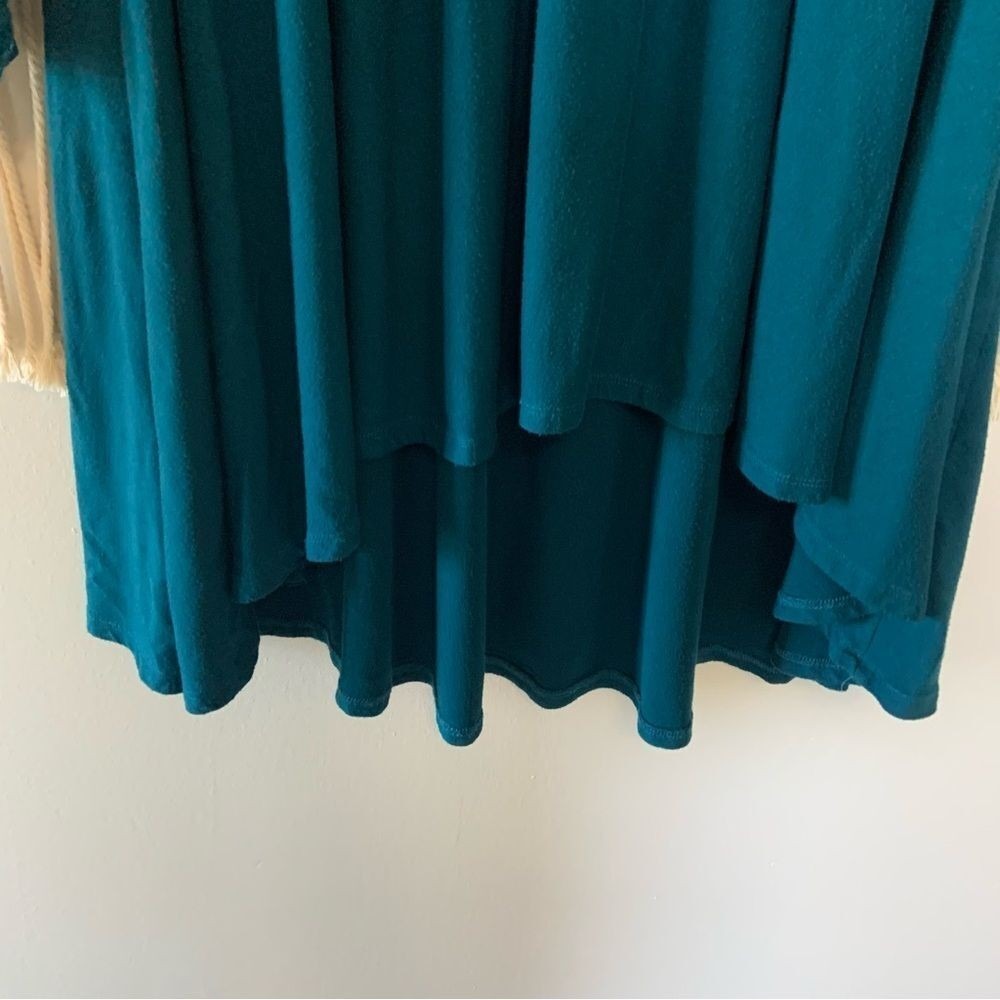 ALTAR'D STATE Women's Embroidered Sleeve Hi Low Tunic Top Teal Blue Size Medium - Picture 8 of 12
